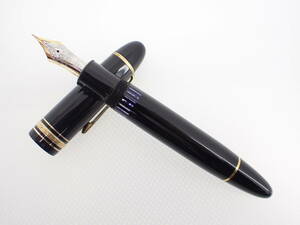 MONTBLANC モンブラン 万年筆 MEISTERSTUCK マイスターシュテック No.149 14C 585 4810 筆記用具 文房具 ケース付き