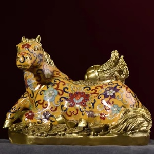 清代 乾隆年制 帝王色黄色どうタイヤ景泰藍はすぐに金儲けの置物になる 中国古美術品 珍品 旧蔵 賞品 置物 時代物