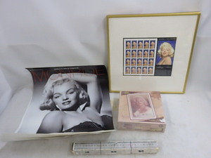 マリリン・モンロー　額付き　切手シート（３５Ｘ３５ｃｍ）＋２０１４年カレンダー　　パズル３００PS　３コ未使用送料が説明欄に記入