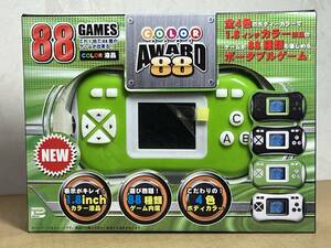 ポータブルゲーム機 88種類のゲームができる 1.8インチカラー液晶 黄緑色 横幅約12㎝