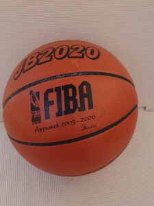 【現状品】molten バスケットボール FIBA JB2020 7号 モルテン MTB7WW 国際公認球 検定 7号球