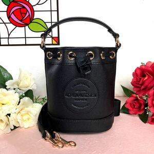 COACH DRAWSTRING バケットバッグ　 ハンドバッグ　ショルダーバッグ　ブラック　新品　新作　（小）