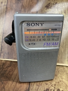 D2d SONY 2バンドラジオ ICF-P20 ジャンク 現状品 ソニー FM/AM シルバー ラジオ