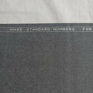 訳あり A181 昭和か平成初期　ビンテージ 夏物 スーツ生地 若干明るいグレー系 日本毛織 約3.32M