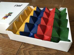 スピール spiel ネフ社 naef 積み木 木製　紙箱付き　ブロック　知育玩具　木のおもちゃ　 色遊び　積み木遊び