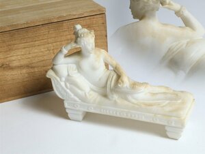 大理石 小型石像 ウェヌス・ウィクトリクス 木箱 / 大理石彫刻 石像 半裸の女性像