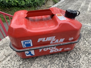 LAピックアップ品☆MADE IN ENGLAND☆ガソリンタンク&工具箱☆　FUELCAN&TOOLBOX☆PADDY　HOPKIRK