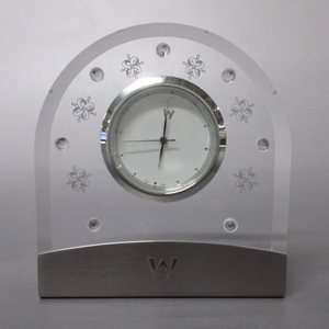 ウェッジウッド WEDG WOOD - ガラス×金属素材 クリア×シルバー 置時計(動作確認できず) 美品 小物