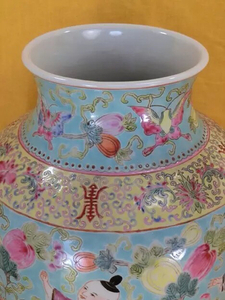 粉彩 花瓶 唐子 中国古美術