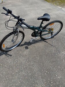 自転車 　マウンテンバイク　折り畳み式　１８変速　２６インチ　ジャンク　バーベキュー　通学　アウトドア　キャンピングカー