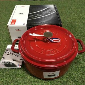 GX2075 staub ストウブ COCOTTE RONDE 1102406 24CM-3.7L レッド 鋳物 ホーロー キッチン調理器具 箱傷汚れ有り 未使用 保管品 鍋