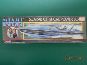 レア品 未開封 シュリンク状態 モノグラム レアモノ SCARAB マイアミ・ヴァイス スカラブ オフショア パワーボート ビンテージ 34ｃｍ