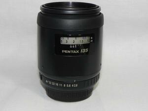 **中古良品　smc PENTAX -FA 135mm F2.8 レンズ。