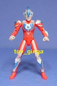 即決UC ウルトラチェンジシリーズ ウルトラマンギンガ 中古品　ウルトラアクションフィギュアと同サイズ