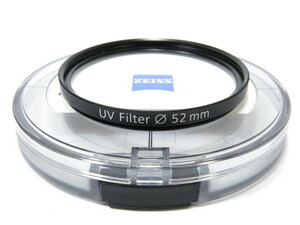 【 美品 】SONY ZEISS T* UV Filter 52mm 高性能 紫外線カット 保護 フィルター 安心のケース付 [管SO2550]