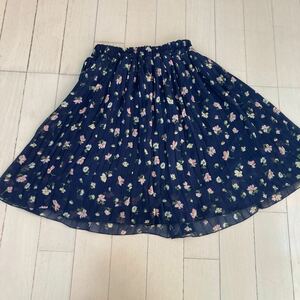 ジェシーローガン・花柄 スカート サイズ140