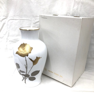 未使用 OKURA 花瓶 フラワーベース 金蝕バラ ホワイト 28cm [jgg]
