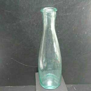 古いガラス瓶