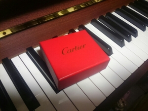 カルティエ　箱　Cartier　ブランド品　化粧箱　指輪ネックレス